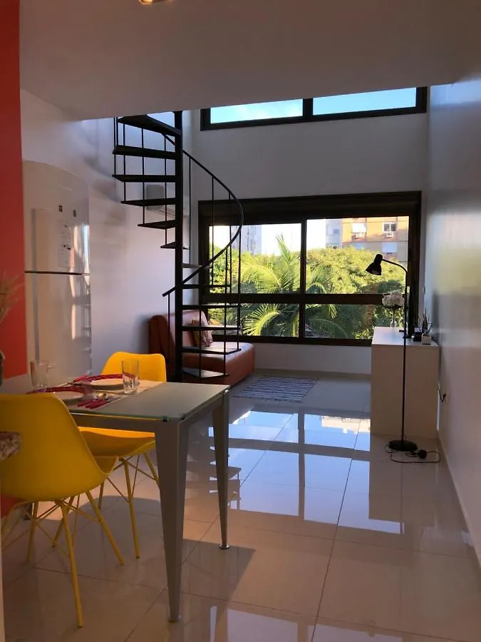 Apartamento Perfeito Casemiro, 199 - Retirada Das Chaves Mediante Agendamento Com Uma Hora De Antecedencia Com Andreia Ou Luis Porto Alegre