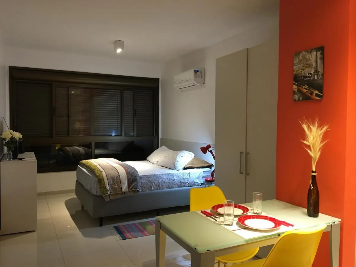 Apartamento Perfeito Casemiro, 199 - Retirada Das Chaves Mediante Agendamento Com Uma Hora De Antecedencia Com Andreia Ou Luis Porto Alegre 0*,